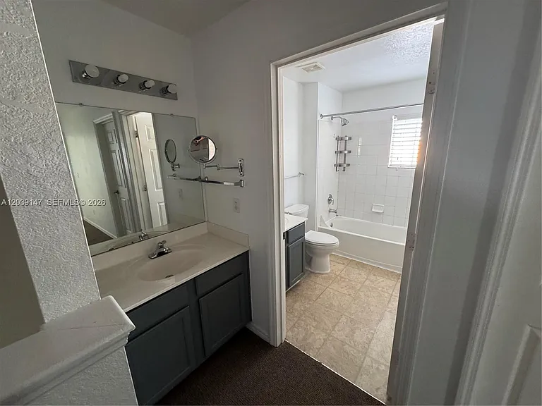 4006 Santa Maria Dr #108 — Photo 14