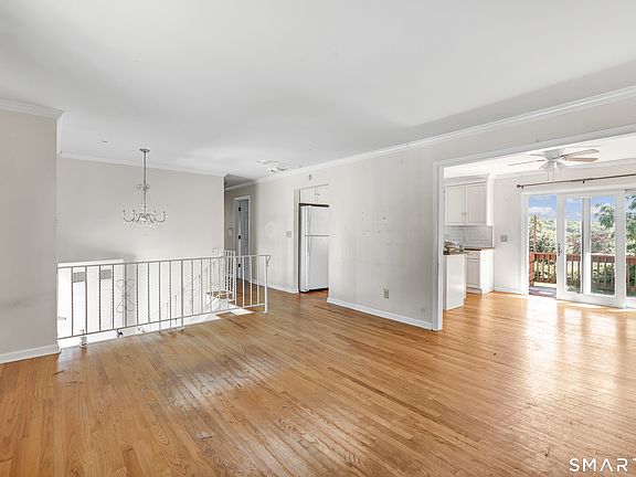 5th image of 33 Fuller Street