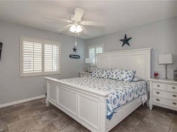 1400 Pompei Ln APT 21, Naples, FL 34103