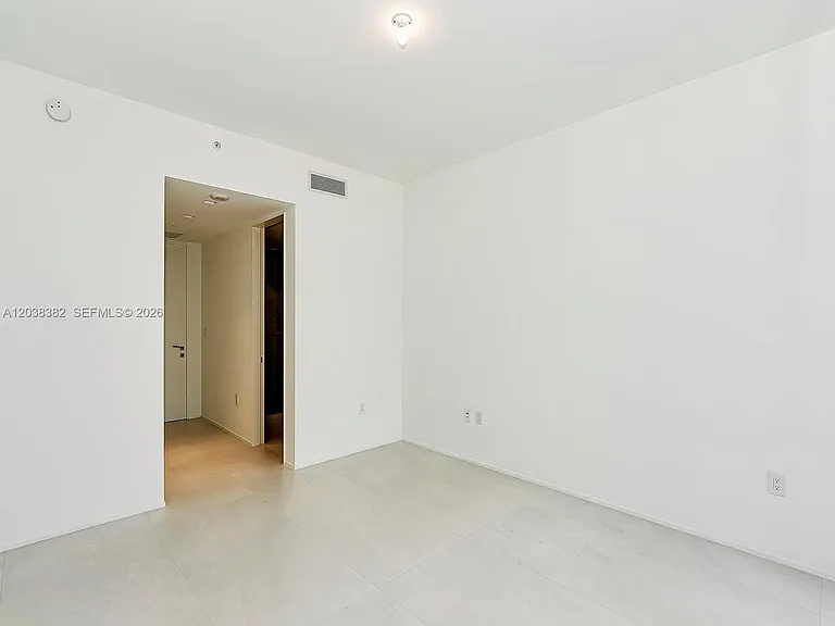 1000 Biscayne Blvd #2002 — Photo 48