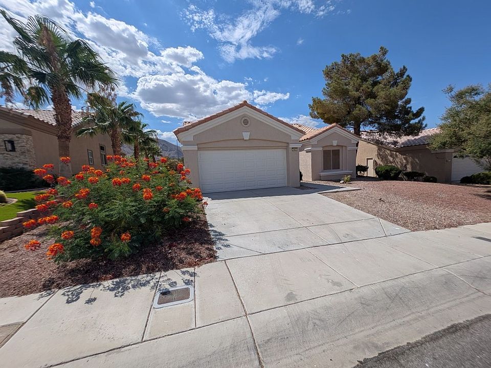 1st image of 2829 Vista Butte Dr