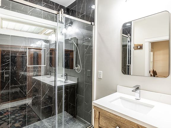 24th image of this home