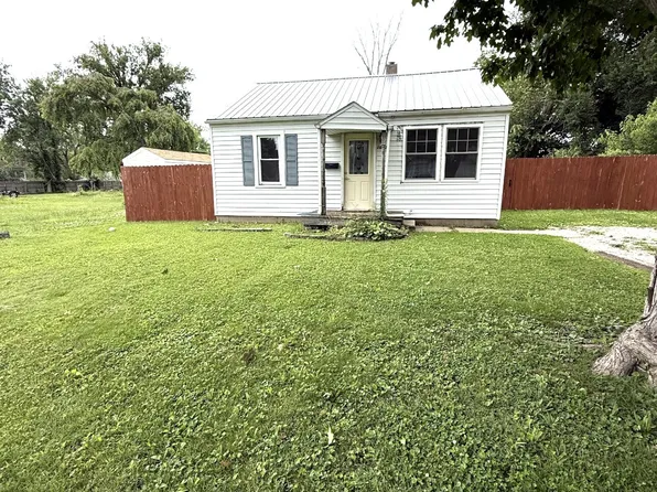 1612 W Hunt St, Decatur, IL 62526