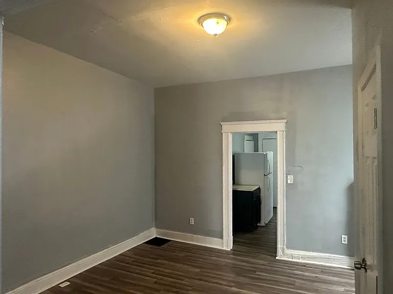 1406 Poplar Grove St — Photo 10