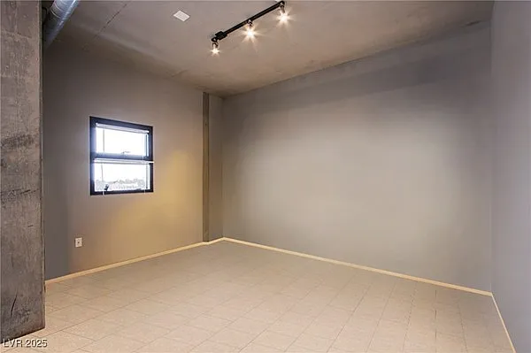 353 E Bonneville Ave #471 — Photo 15