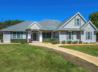 13A Oakington Dr, Geneseo, IL 61254