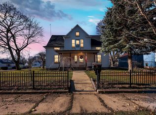 623 S Pleasant St, Belding, MI 48809