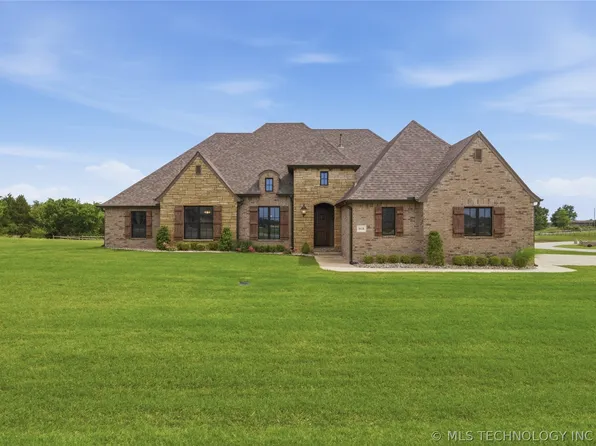8438 E 106th Pl N, Owasso, OK 74055