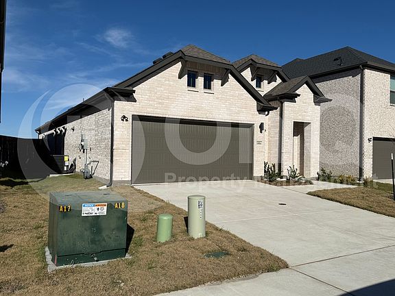 3rd image of 1004 Knox River Dr