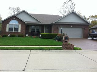 9301 Southport Dr, Evansville, IN