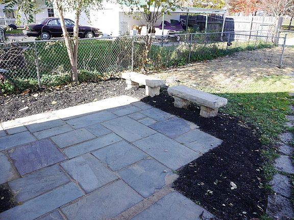 3rd image of 528 E Jeffrey Pl