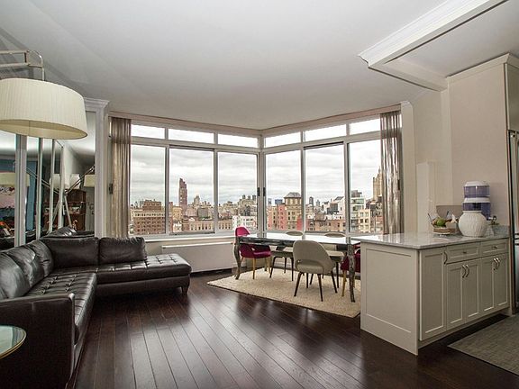 2nd image of 155 W 70th St #Penthouse 2a
