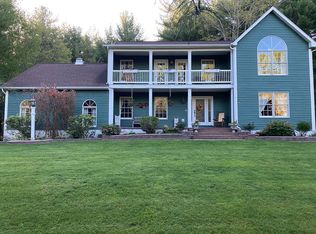 11 Ponderosa Blvd, East Greenbush, NY 12061