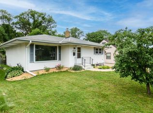 416 Ruby Dr, West Saint Paul, MN 55118