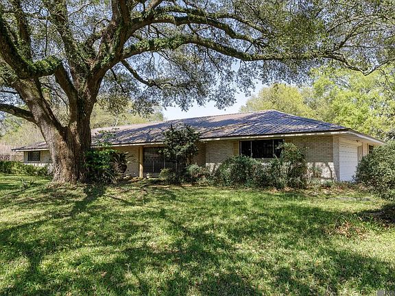 2nd image of 2387 77th Ave