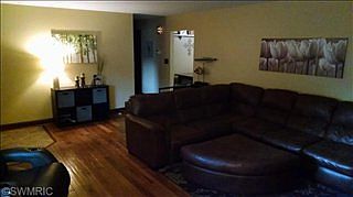 5th image of 355 Churchill Dr