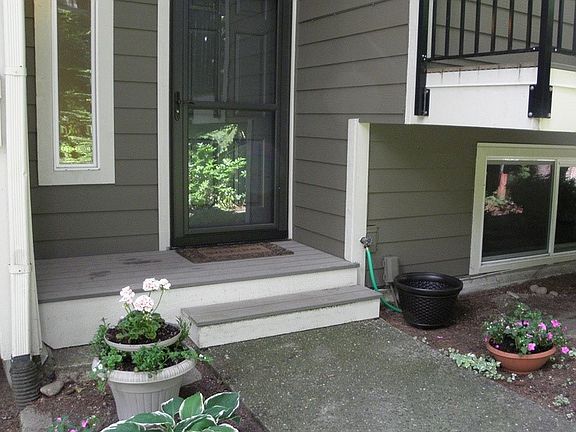 4th image of 774 N 161st Pl
