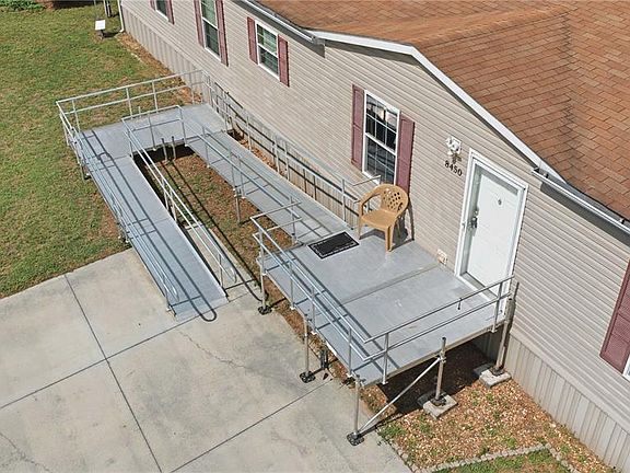 4th image of 8450 NW 15th Ave