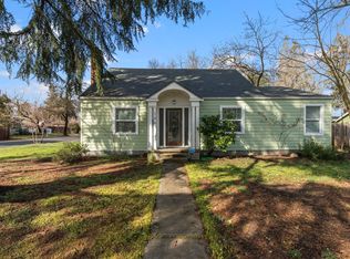 136 Willamette Ave, Medford, OR