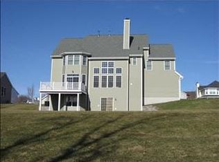 25 Bayberry St, Hopewell Junction, NY 12533