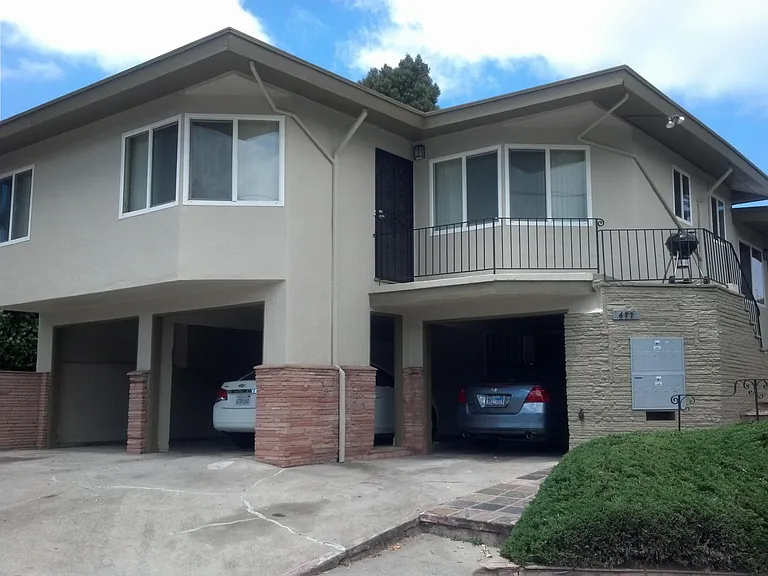 477 Chetwood St #E — Photo 1