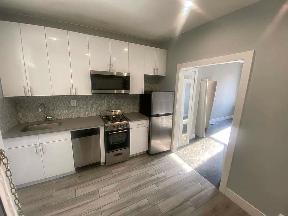 1st image of 320 E 120th St #3G