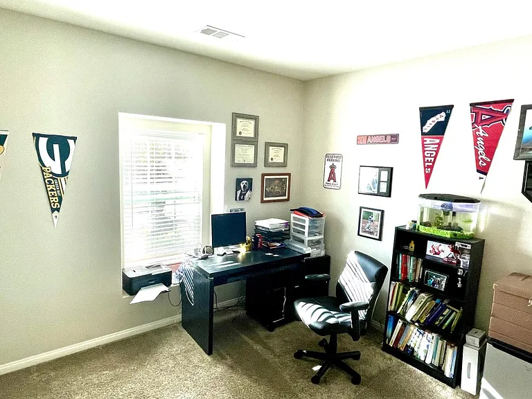 31810 Ives Ct — Photo 10