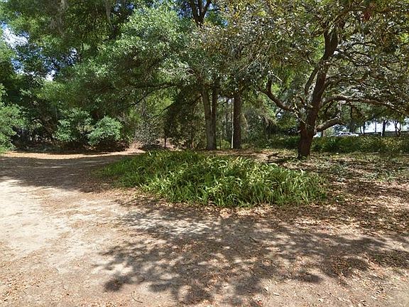 4th image of 37311 Desrosier Rd