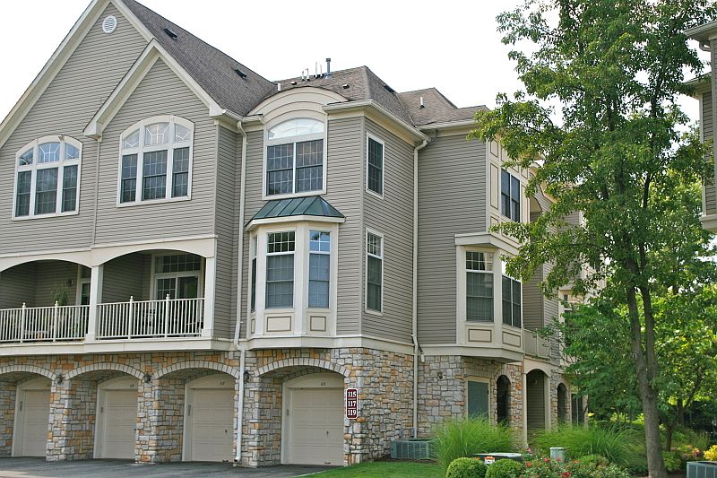 1st image of 115 Regal Blvd #108