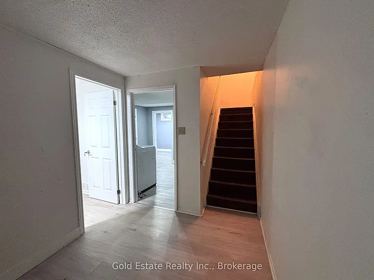 490 3rd St #40 — Photo 12