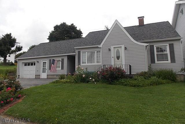 1st image of 1610 21st Ave