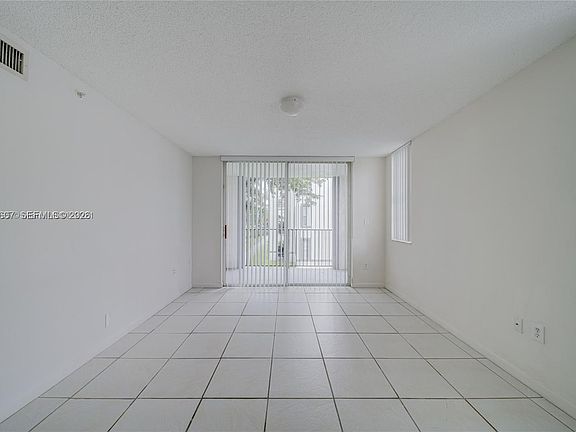 3rd image of 4360 NW 107th Ave APT 207