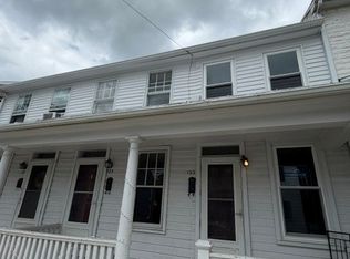122 E King St, Littlestown, PA 17340
