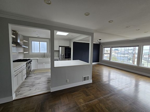 2nd image of 2 Alpine Ave