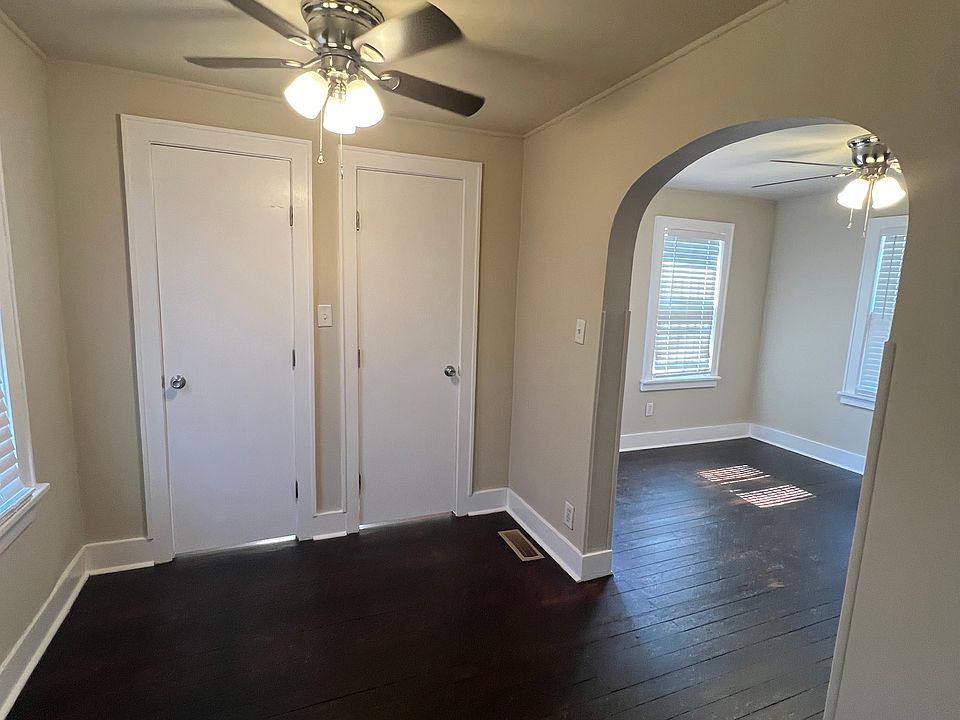 1st image of 2521 1/2 N Robinson Ave #1