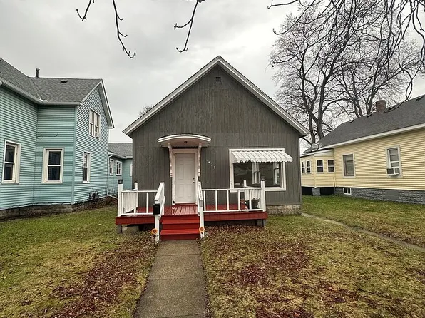 1427 Howard St, Port Huron, MI 48060