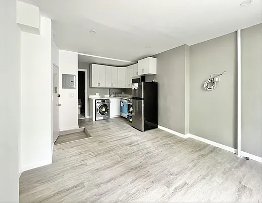 Rented by Compass | media 5