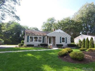 28 Hopes Ave, Holtsville, NY, 11742