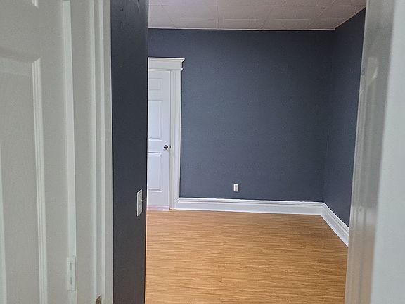 4th image of 612-613 N 5th St #2R