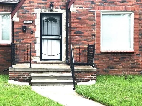 18960 Strathmoor St, Detroit, MI 48235