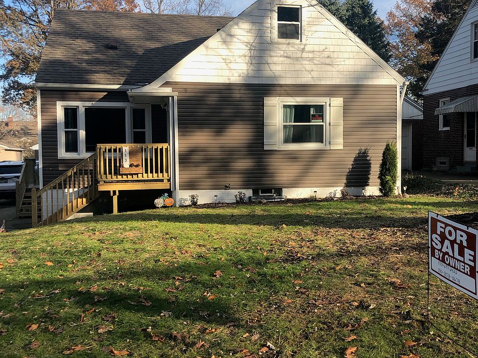 1st image of 113 Pfeiffer Ave