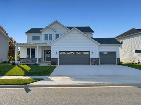 54691 Pierre Trails Dr, Osceola, IN 46561