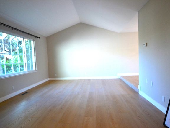 3rd image of 297 San Moreno Pl