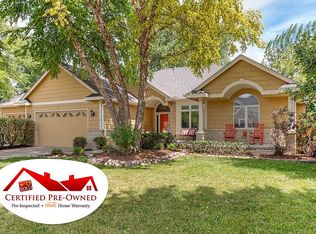 9195 NW 73rd St, Johnston, IA 50131