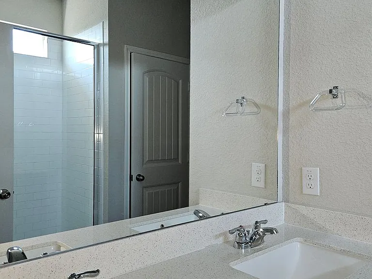 110 Marimoor Dr — Photo 30