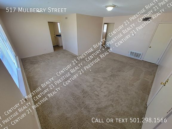 3rd image of 517 Mulberry St #517