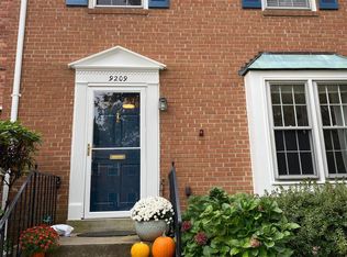 9209 Bailey Ln, Fairfax, VA 22031