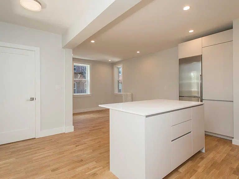 136 & 138 Highland Avenue — Photo 22