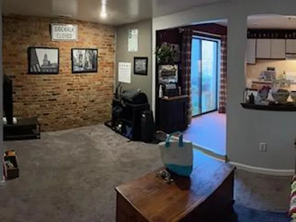 516 Fitzwater St #2, Philadelphia, PA 19147