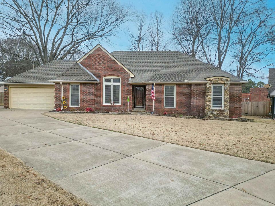 1st image of 781 Pecan Grove Cv